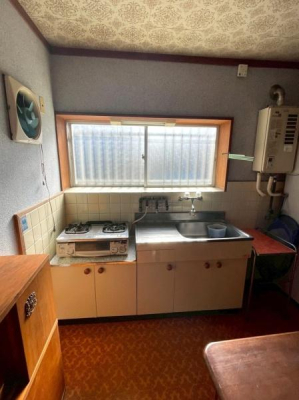 ���{�����s��l�𒬂̒��È�ˌ��ẴL�b�`��