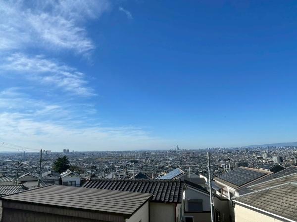 大阪府東大阪市上四条町の中古一戸建ての住戸からの眺望写真