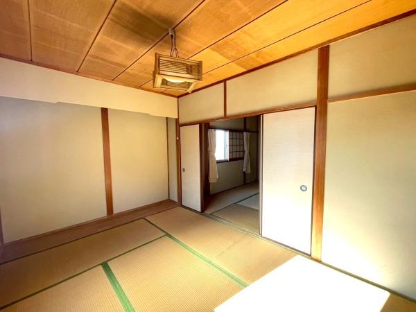 大阪府東大阪市上四条町の中古一戸建ての和室