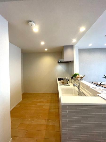 ���{���s���Z�g��Z����c5���ڂ̒��Ã}���V�����̃L�b�`��