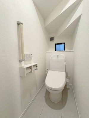 ���{�����s���Z������3���ڂ̐V�z��ˌ��Ẵg�C��