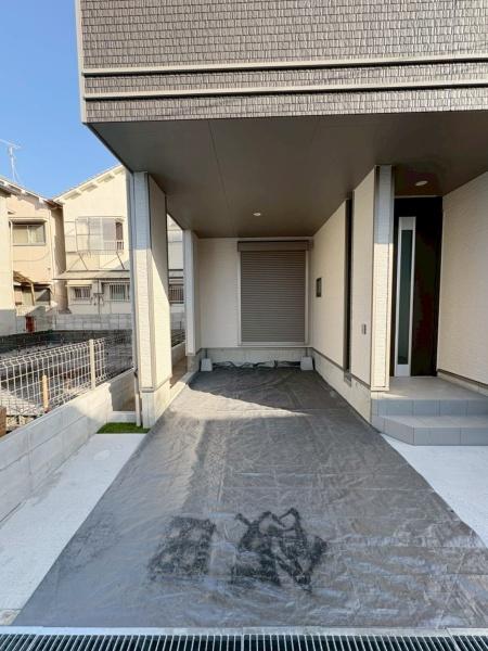 ���{�����s���Z������3���ڂ̐V�z��ˌ��Ă̒��ԏ�