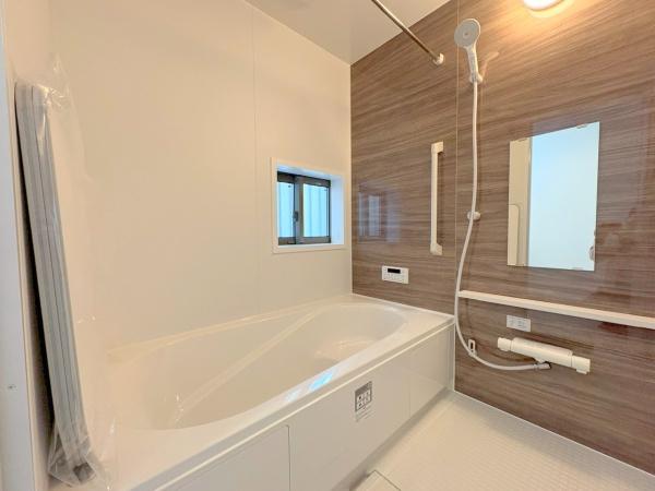 ���{�����s���Z������3���ڂ̐V�z��ˌ��Ă̗���