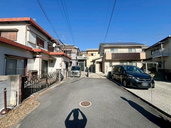 �ޗǌ�����s������̓y�n�̑O�ʓ��H�܂ތ��n�ʐ^