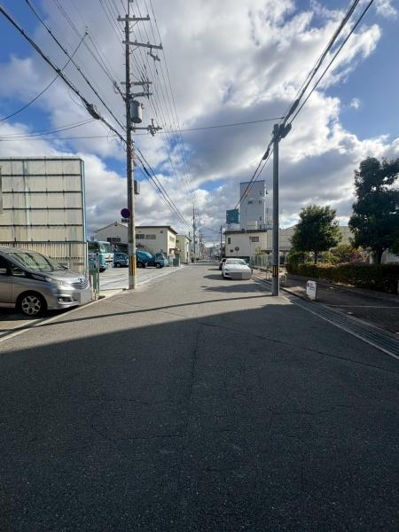 ���{�Q����s�ΒÌ����̒��È�ˌ��Ă̑O�ʓ��H�܂ތ��n�ʐ^