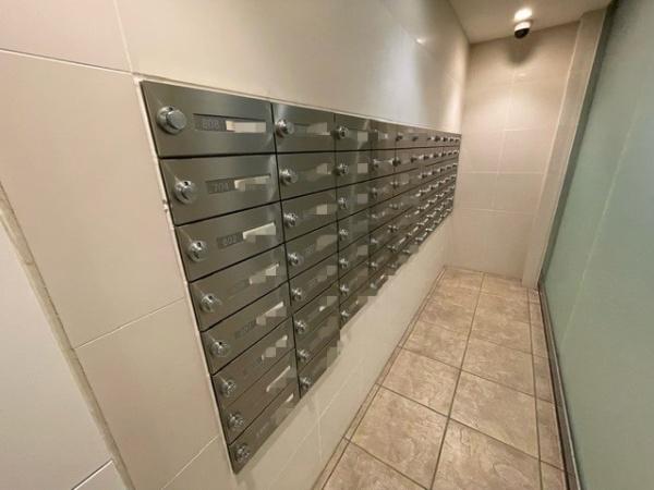 ���{�l����s����̒��Ã}���V�����̂��̑����p��