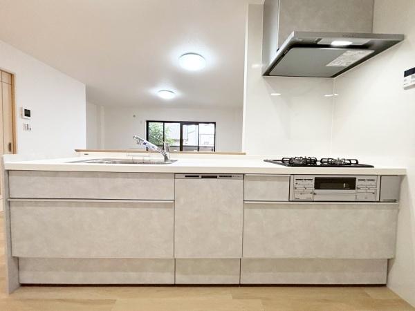 ���{���s�����ؐ쐼3���ڂ̒��È�ˌ��ẴL�b�`��