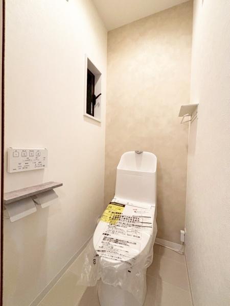 ���{���s�����ؐ쐼3���ڂ̒��È�ˌ��Ẵg�C��