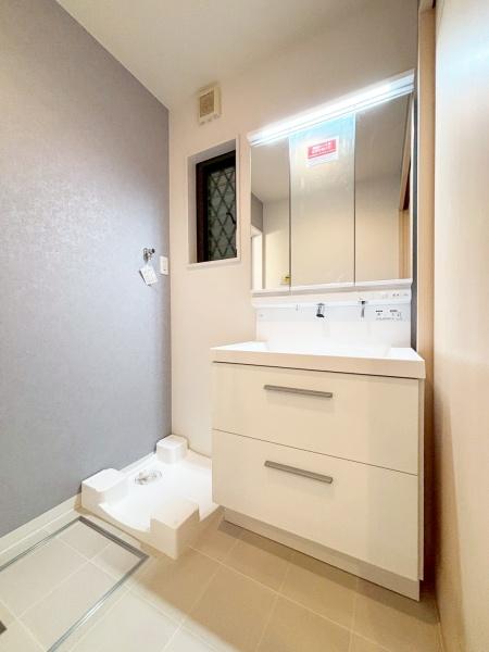 ���{���s�����ؐ쐼3���ڂ̒��È�ˌ��Ă̐��ʑ�E���ʏ�