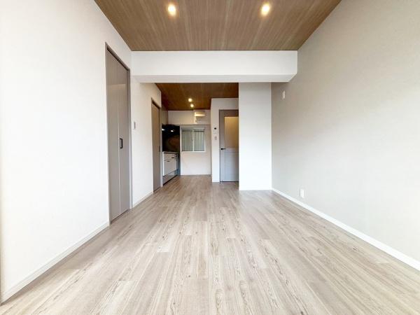 ���{���s�����V��1���ڂ̒��Ã}���V�����̃��r���O