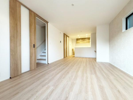 ���{�L���s�]���쒬3���ڂ̐V�z��ˌ��Ẵ��r���O