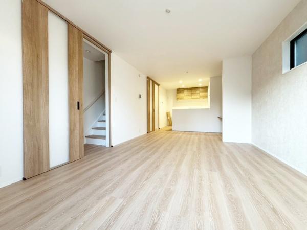 ���{�L���s�]���쒬3���ڂ̐V�z��ˌ��Ẵ��r���O