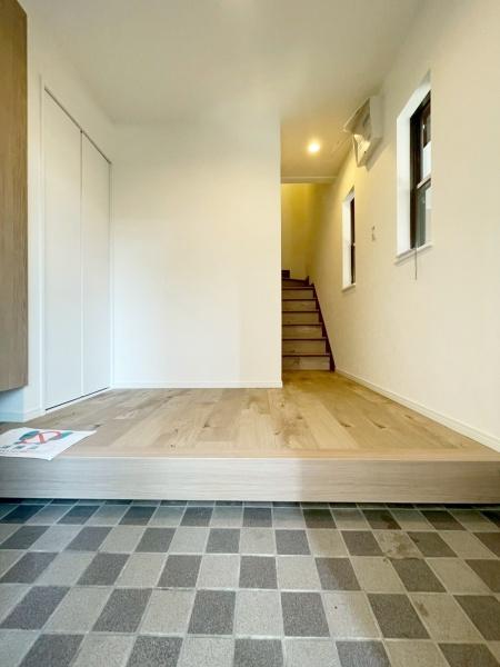 ���{���c�s���̏o���̒��È�ˌ��Ă̌���