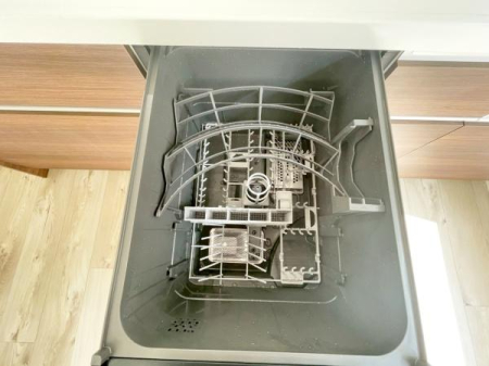 ���{���c�s���̏o���̒��È�ˌ��ẴL�b�`��