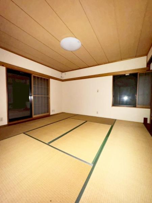 ���Ɍ��_�ˎs������2���ڂ̒��È�ˌ��Ă̘a��