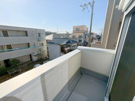 ���{�����s�ԉ�����2���ڂ̐V�z��ˌ��Ẵo���R�j�[