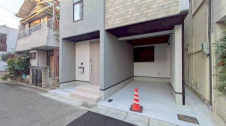 ���{�����s�ԉ�����2���ڂ̐V�z��ˌ��Ă̒��ԏ�