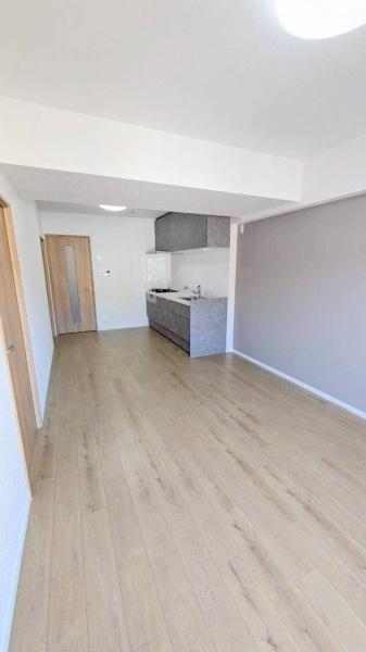 ���{�����s������4���ڂ̒��Ã}���V�����̃��r���O