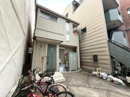 ���{���s�����V����2���ڂ̒��È�ˌ��Ă̒��ԏ�