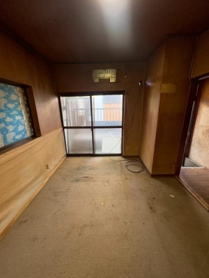 ���{��^�s�l�{2���ڂ̒��È�ˌ��Ă̗m��