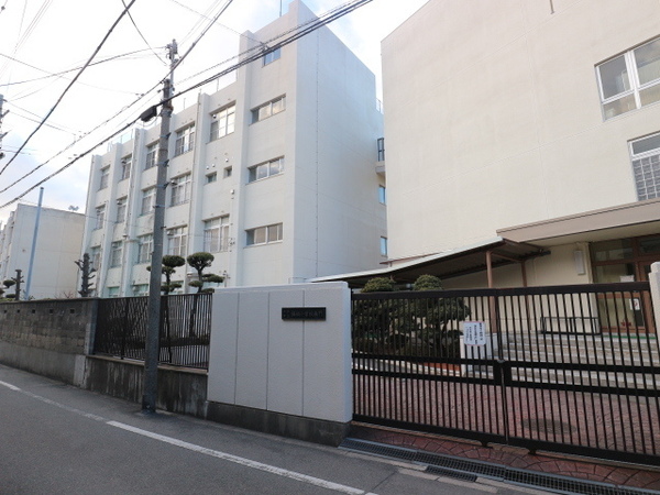 ���{���s����操�J3���ڂ̓y�n�̎��ӊ�