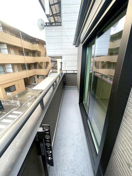 ���{���s���Z�g��Y�S7���ڂ̐V�z��ˌ��Ẵo���R�j�[