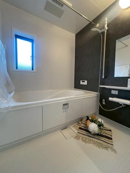 ���{���s���Z�g��Y�S7���ڂ̐V�z��ˌ��Ă̗���