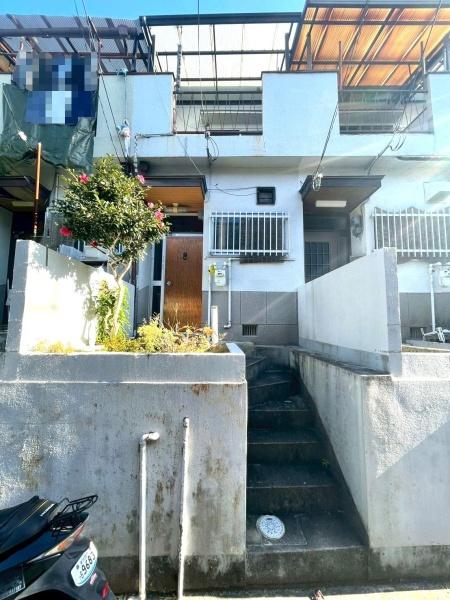 ���{�����s�R�蒬�̒��Ãe���X�n�E�X�̌��n�O�ώʐ^