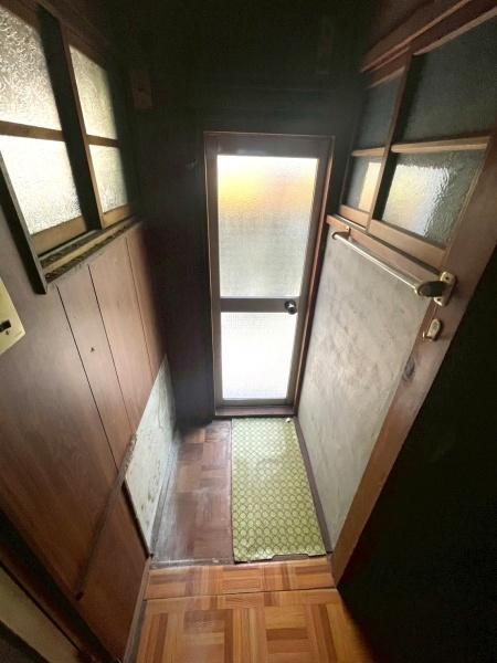 ���{�����s�R�蒬�̒��Ãe���X�n�E�X�̂��̑�����