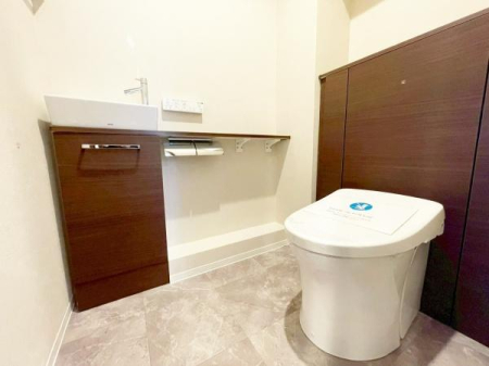 ���{�L���s����2���ڂ̒��Ã}���V�����̐��ʑ�E���ʏ�