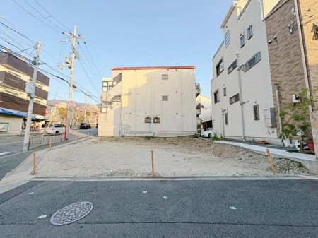 ���{�����s�z�c���̓y�n�̂��̑����n