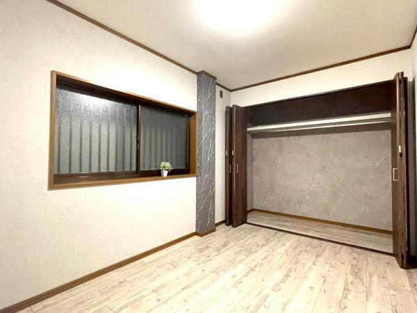 大阪府大阪市平野区加美北8丁目の中古一戸建ての洋室