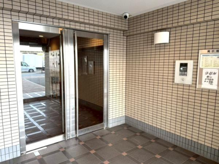 ���{���s���Z�g��K��3���ڂ̒��Ã}���V�����̃G���g�����X