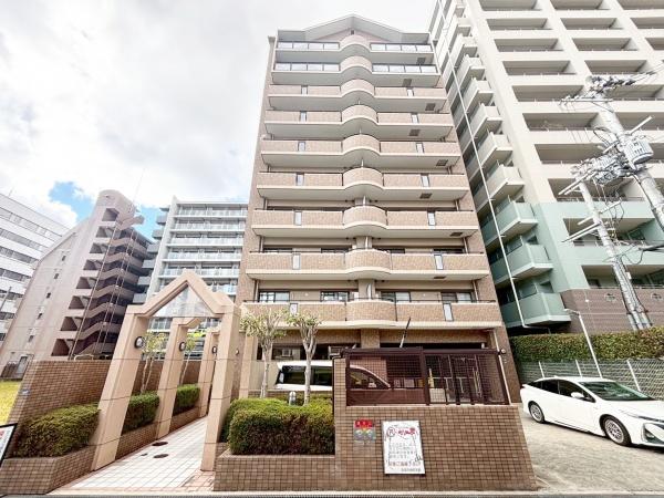 大阪府吹田市江坂町1丁目の中古マンションの現地外観写真