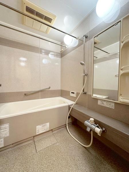 ���{�Q����s�����������̒��Ã}���V�����̗���