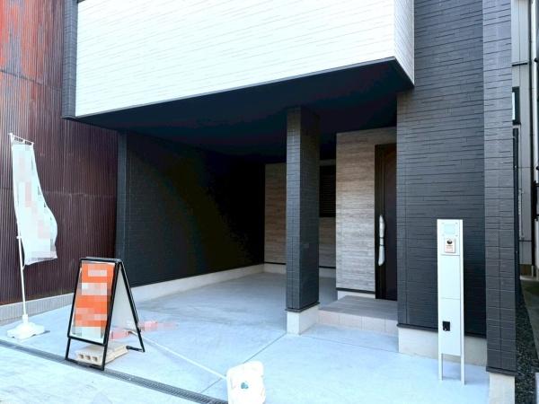 ���{���s�����F��1���ڂ̐V�z��ˌ��Ă̒��ԏ�