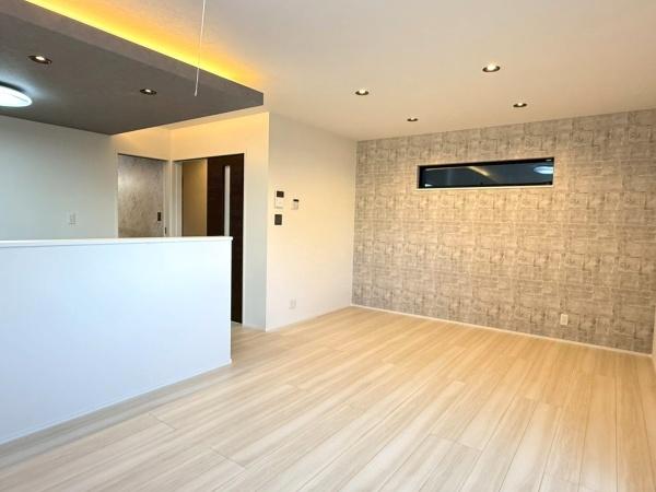 ���{���s�����F��1���ڂ̐V�z��ˌ��Ẵ��r���O