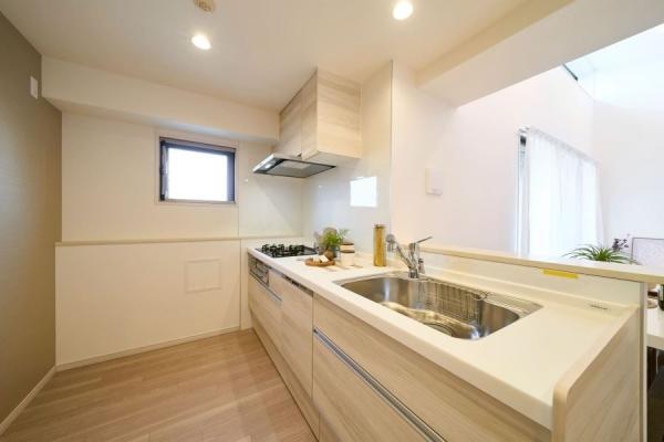 ���{���c�s�]�⒬1���� 14-4�̒��Ã}���V�����̃L�b�`��