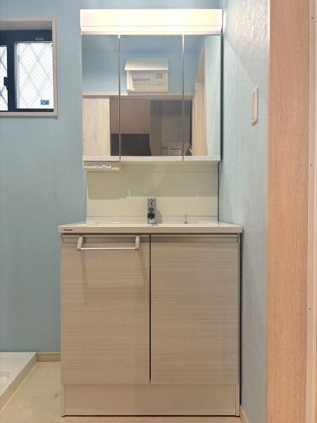 ���{�����s�|����5���ڂ̒��È�ˌ��Ă̐��ʑ�E���ʏ�