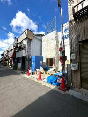 ���{���s�����c��2���ڂ̐V�z��ˌ��Ă̂��̑����n