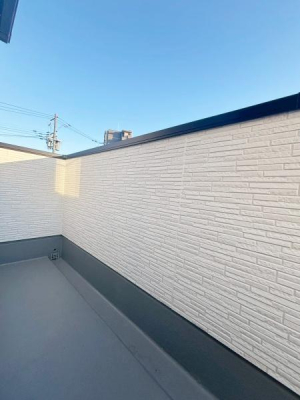 ���{�L���s������1���ڂ̐V�z��ˌ��Ẵo���R�j�[