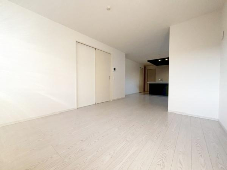 ���{�L���s������1���ڂ̐V�z��ˌ��Ẵ��r���O