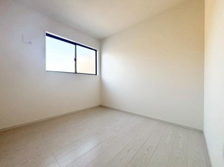 ���{�L���s������1���ڂ̐V�z��ˌ��Ă̗m��