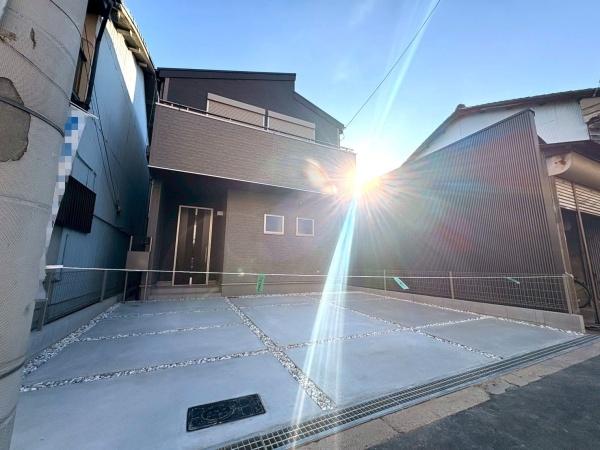 ���{���s�����c��3���ڂ̐V�z��ˌ��Ă̒��ԏ�