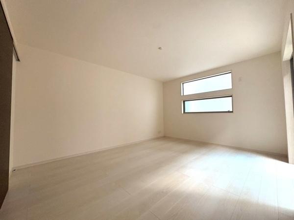 ���{���s�����c��3���ڂ̐V�z��ˌ��Ẵ��r���O