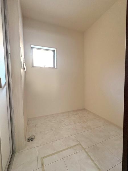 ���{���s�����c��3���ڂ̐V�z��ˌ��Ă̐��ʑ�E���ʏ�