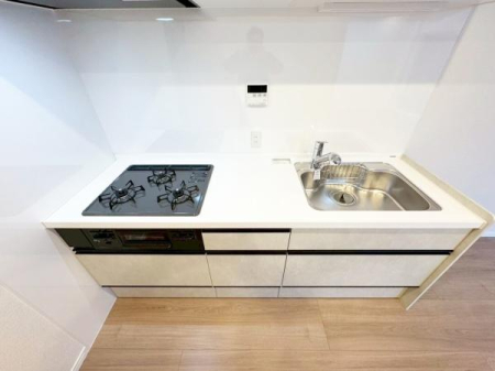 ���{���s����搼�O��1���� 2-35�̒��Ã}���V�����̃L�b�`��