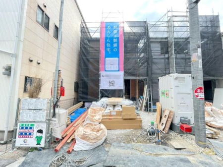 ���{���s�����c��3���ڂ̐V�z��ˌ��Ă̌��n�O�ώʐ^