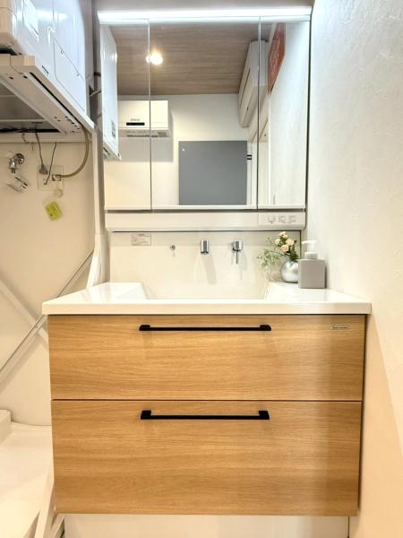 ���{���s����撷�g������3���ڂ̒��È�ˌ��Ă̐��ʑ�E���ʏ�