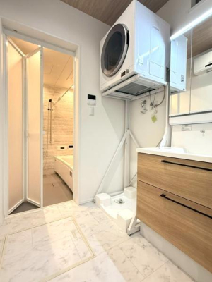 ���{���s����撷�g������3���ڂ̒��È�ˌ��Ă̐��ʑ�E���ʏ�